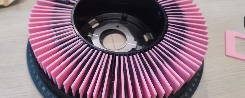 Utillaje radial impreso en 3D para digitalizacion de diapositivas de Far Media
